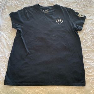 Under Armour top